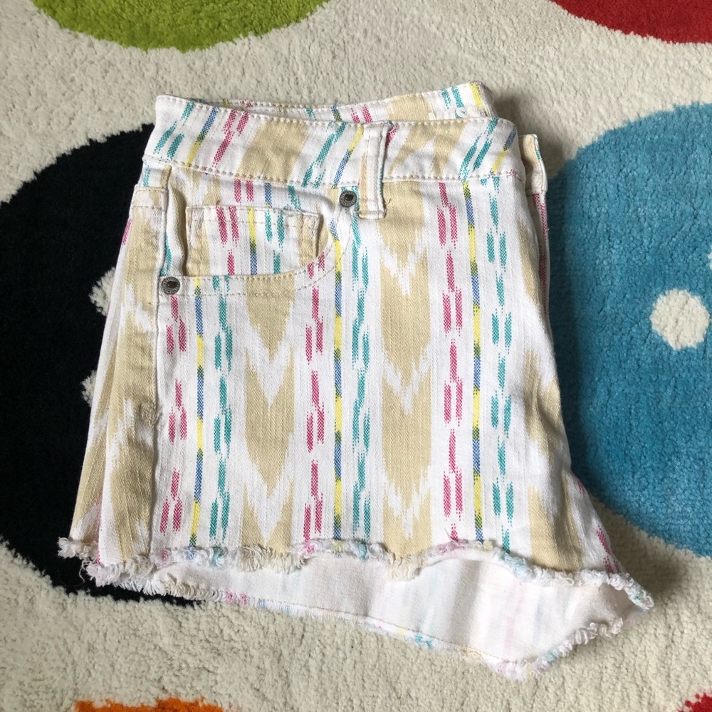 Mossimo Shorts - Picture 2 of 8